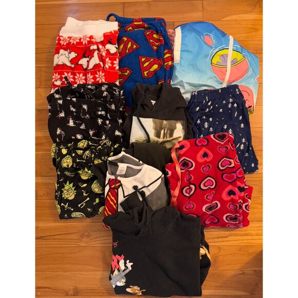 10 Piece Cartoon Superman Harry Potter Clothing Bundle Mixed Size - Picture 1 of 1